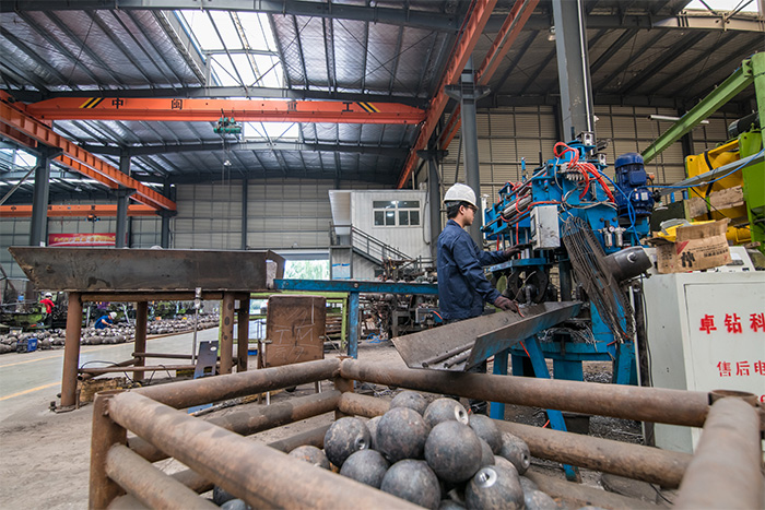 即墨螺栓球基准孔加工